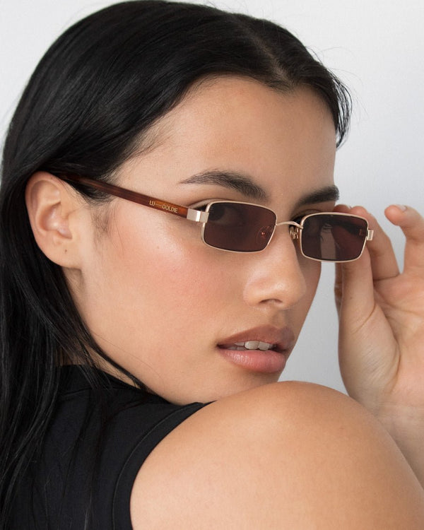 Nina / Gold Metal & Chestnut Lens - Shade Files